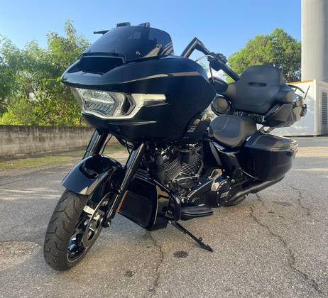 HARLEY-DAVIDSON ROAD GLIDE 